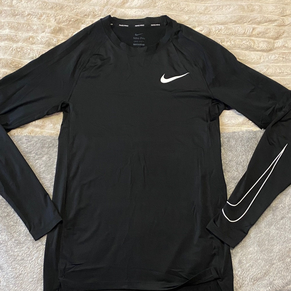 Nike Men's Black Long Sleeve Tee with White Swoosh